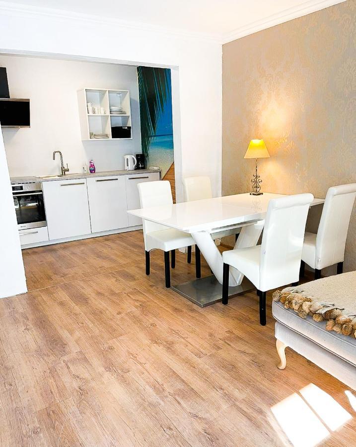 Stylische Wohnung Mit Charme ราเวนส์บวร์ก ภายนอก รูปภาพ