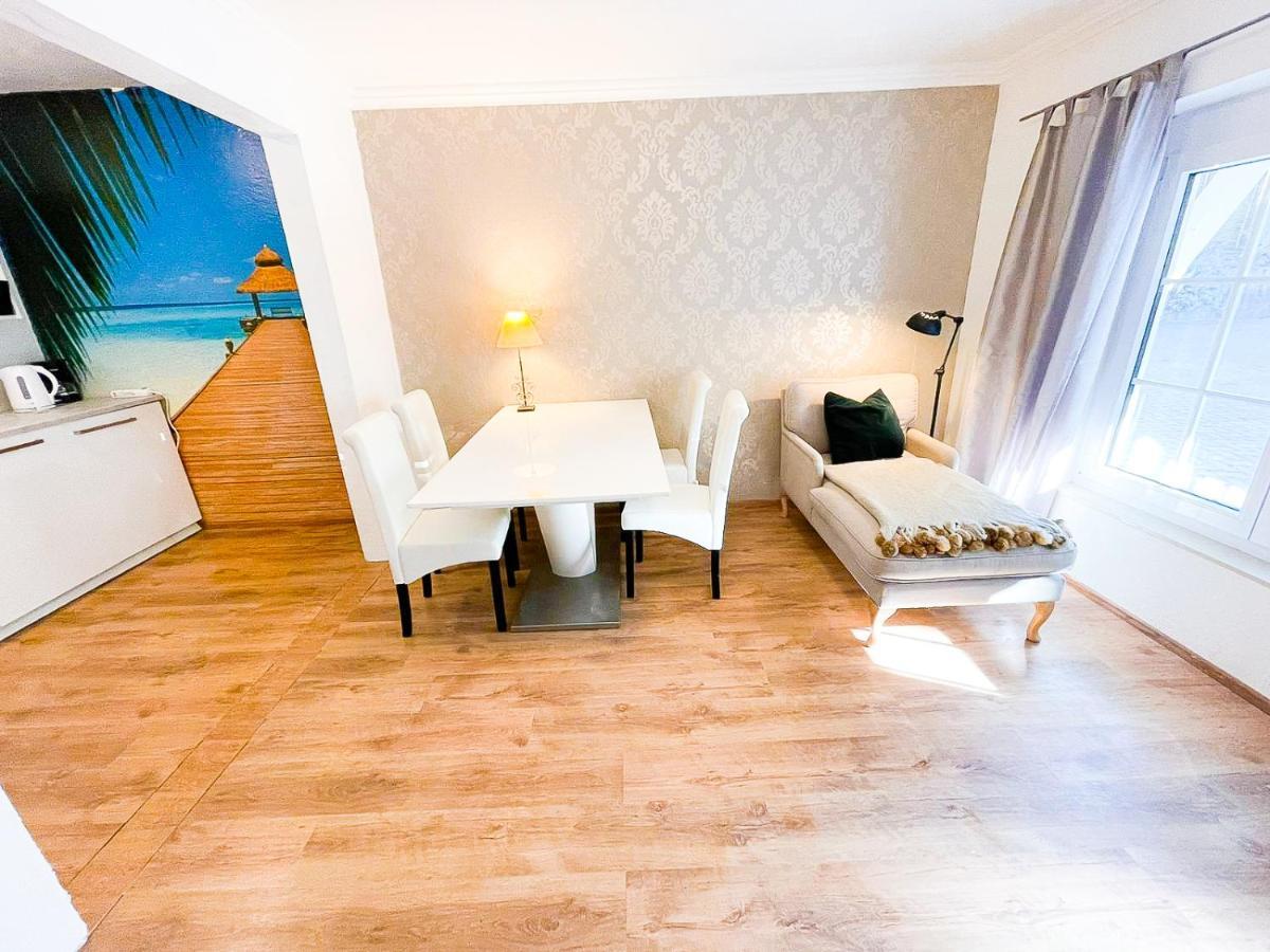 Stylische Wohnung Mit Charme ราเวนส์บวร์ก ภายนอก รูปภาพ